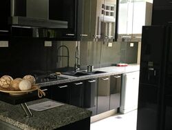 Kew Crescent (D16), Terrace #357374811